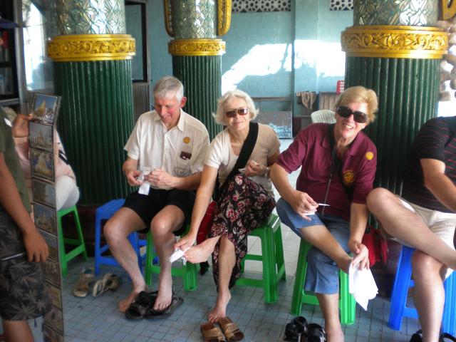../photos/burma/Hugh/DSCN2242.jpg?t=1740328118