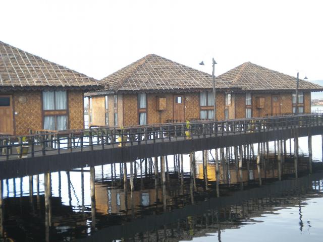 ../photos/burma/Hugh/DSCN2295.jpg?t=1740327801