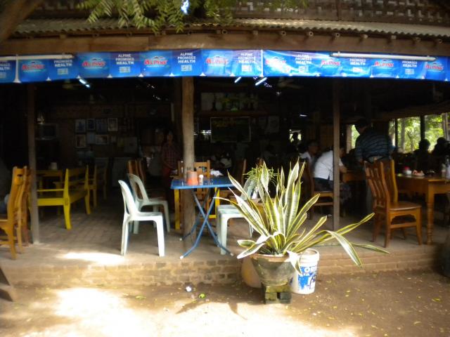 ../photos/burma/Hugh/DSCN2645.jpg?t=1740327605