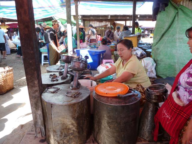 ../photos/burma/Jane/P1070341.jpg?t=1740329506