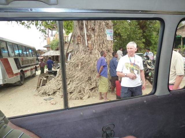../photos/burma/Jane/P1070979.jpg?t=1740327605