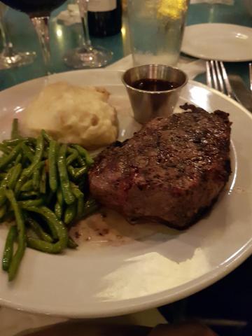../photos/usa18/Eva/20180910_211850.jpg?t=1740331550